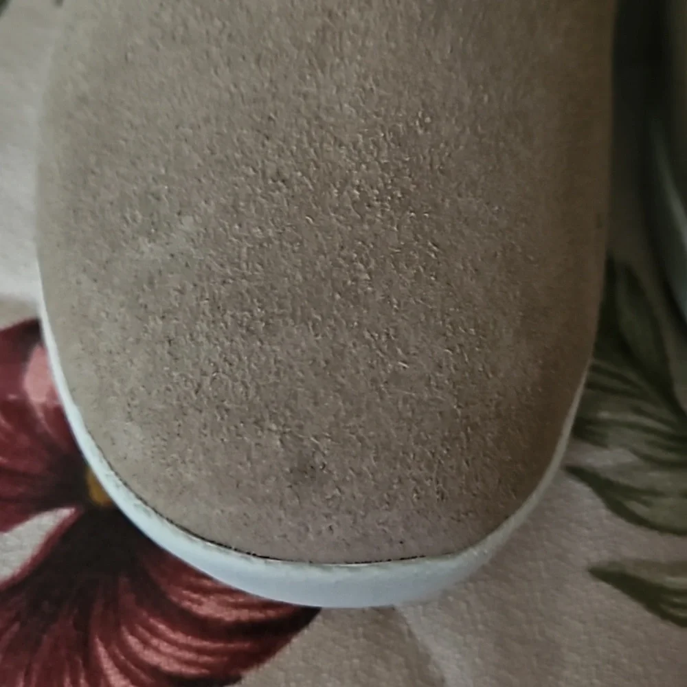 #259 L.L.Bean- Cute! Assorted Sneakers & Slip-On Shoes Sizes Below. - Picture 11 of 11